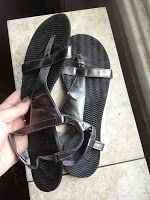 Kushyfoot Sandals Flats To Go: Worse for Wear(er)